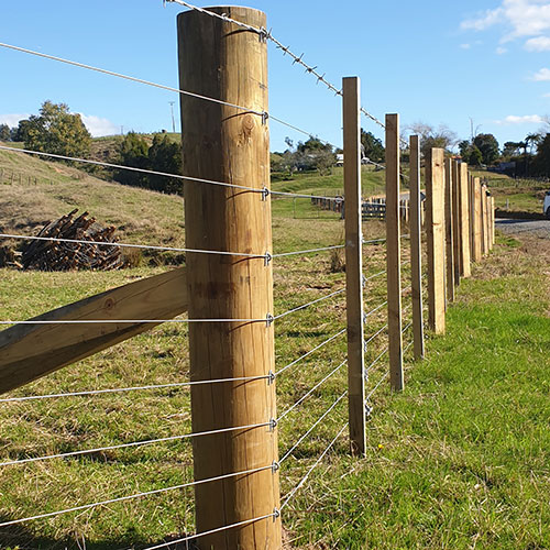 iowa barbed wire farm fence